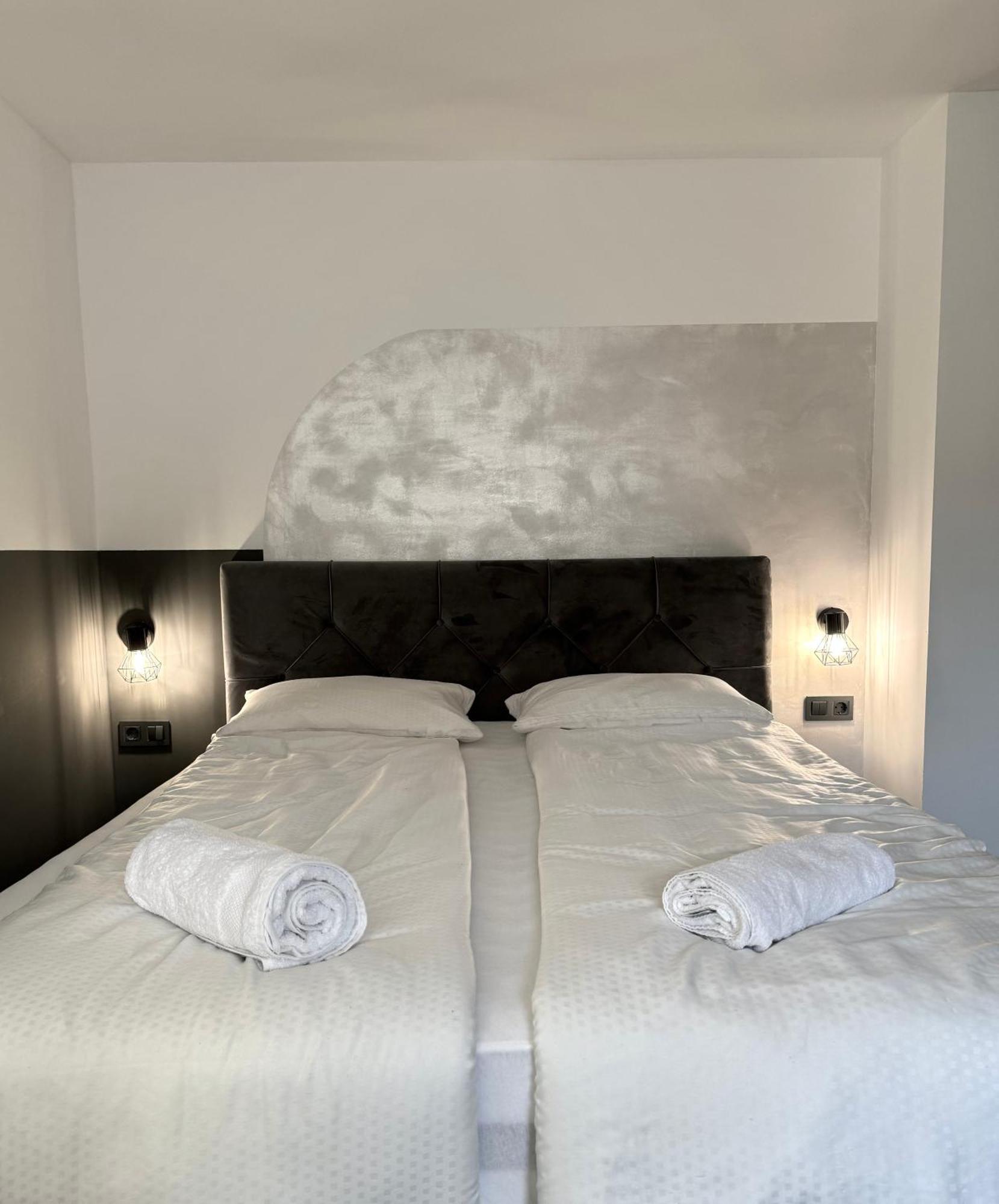L&L Rooms Maribor Exterior photo