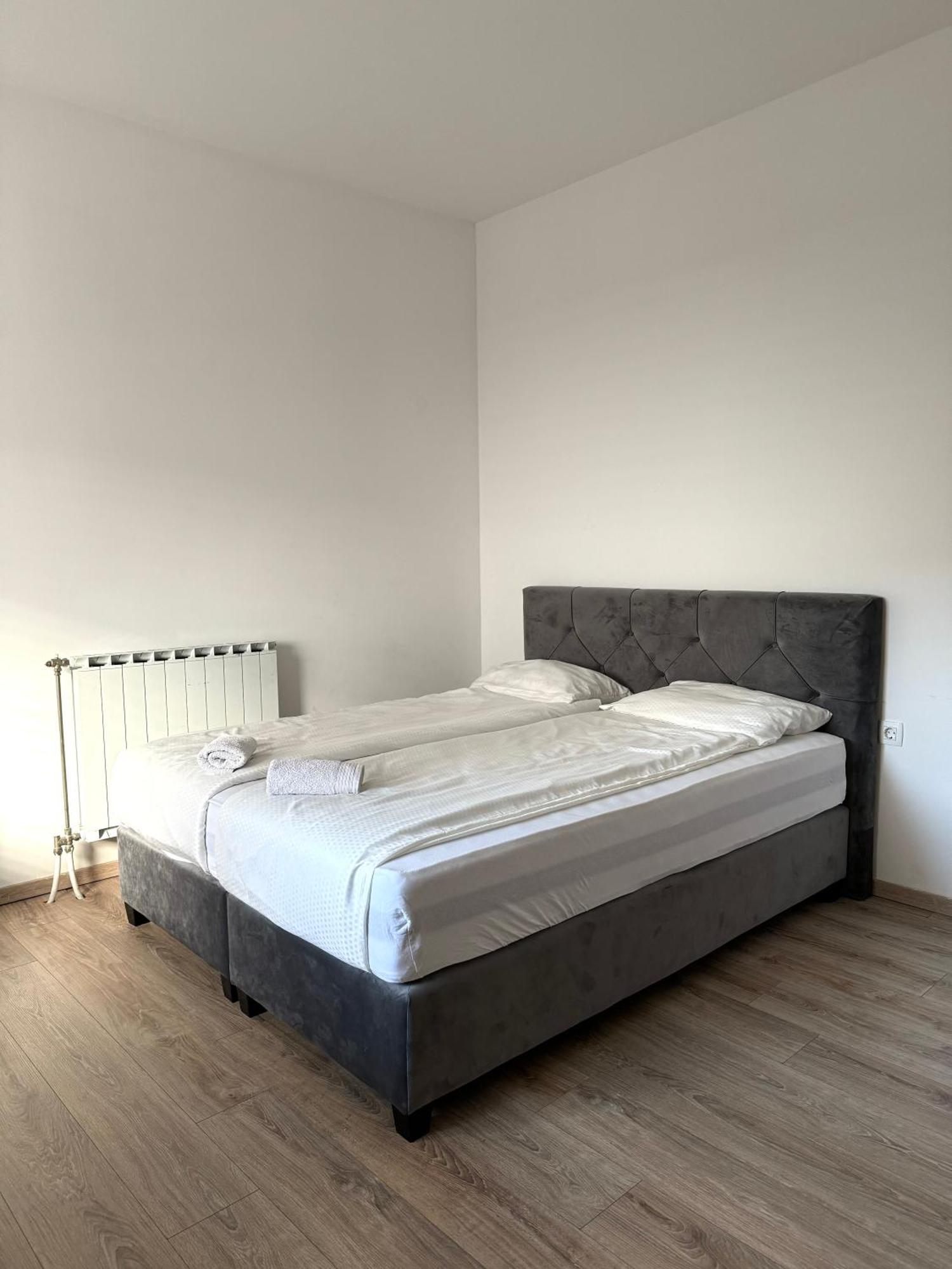 L&L Rooms Maribor Exterior photo
